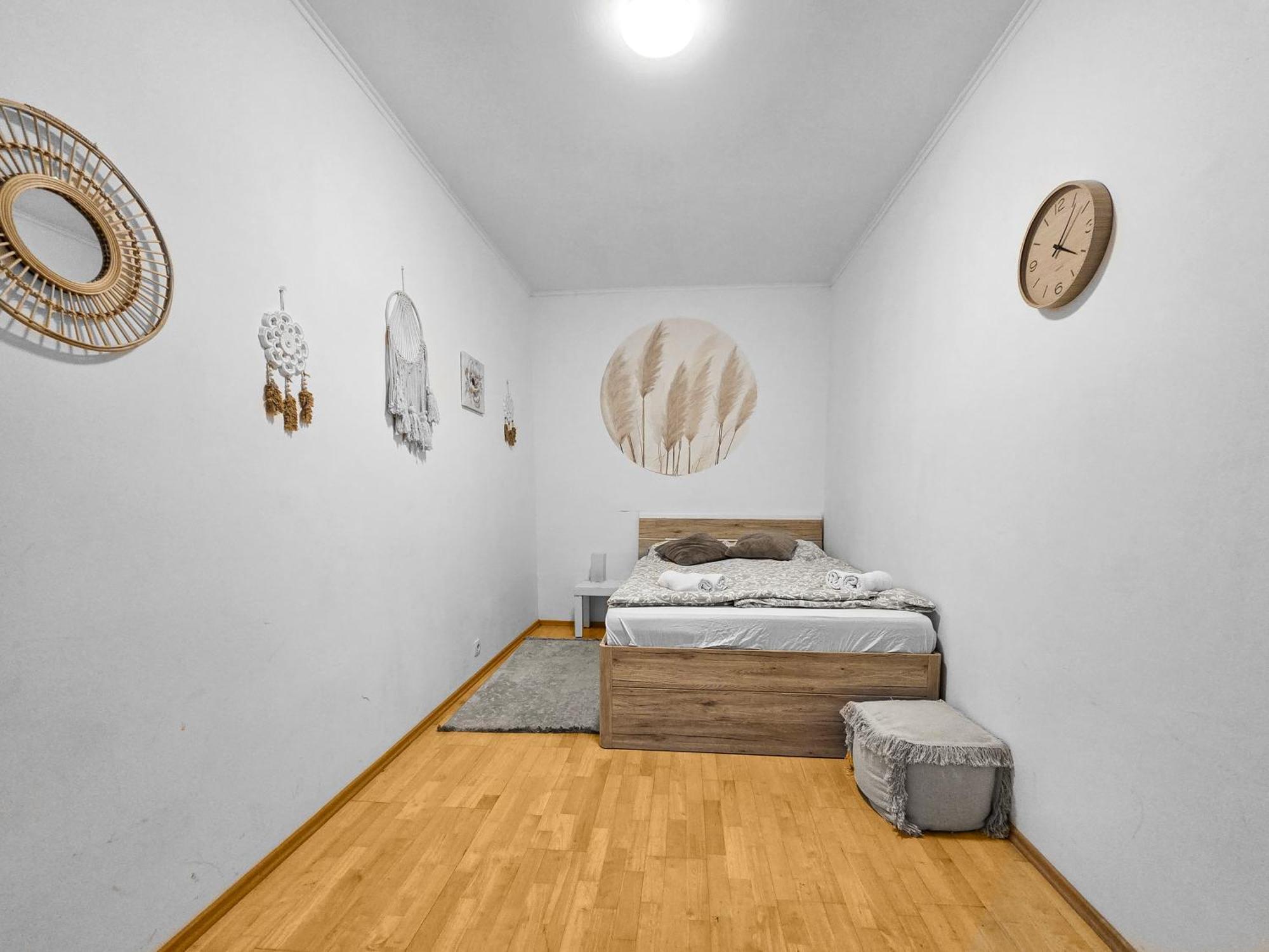 Spacious Three-Bedroom, Three King-Size Beds Viyana Dış mekan fotoğraf