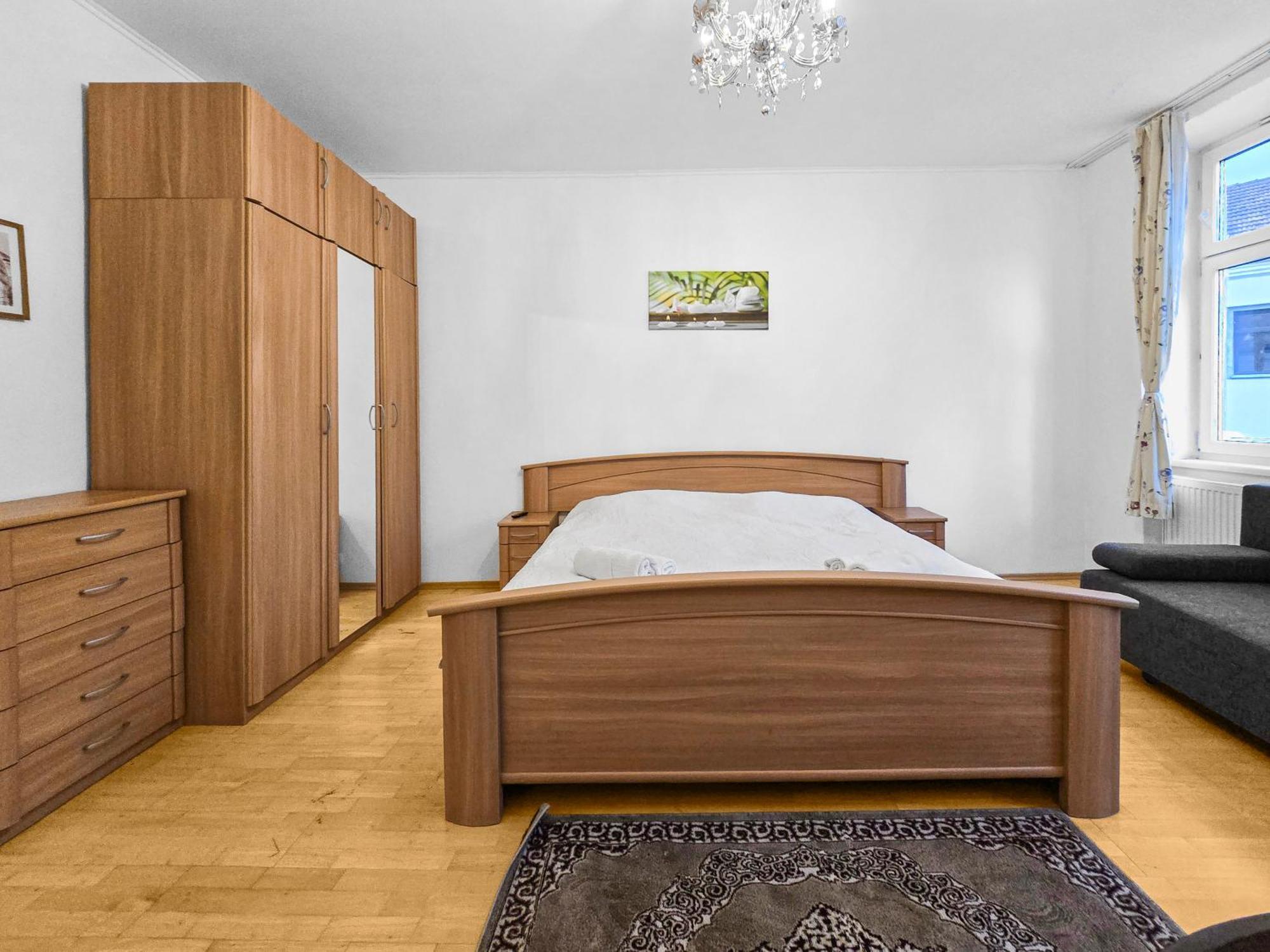 Spacious Three-Bedroom, Three King-Size Beds Viyana Dış mekan fotoğraf